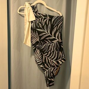 Summersalt Long Torso Bow-Shoulder Sidestroke limited edition print